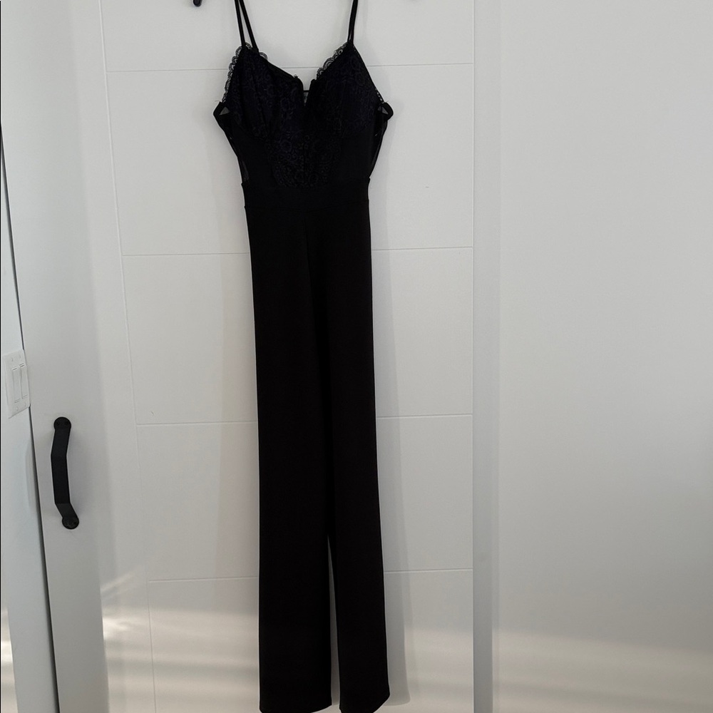Chic Black Lace Jumpsuit